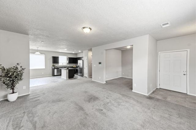 6923 Silver Moon Road NW, Albuquerque, NM 87114
