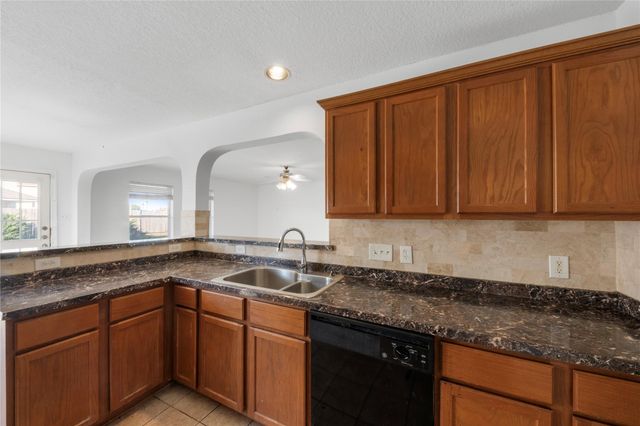 5610 Eagle Sky Boulevard, Katy, TX 77449