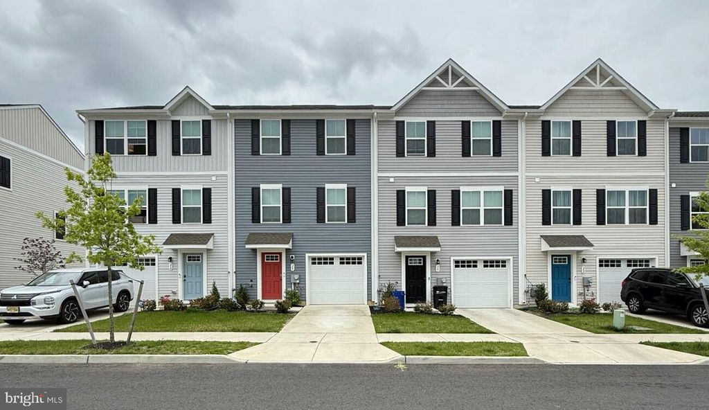 28 MAGNOLIA WAY, Clementon, NJ 08021