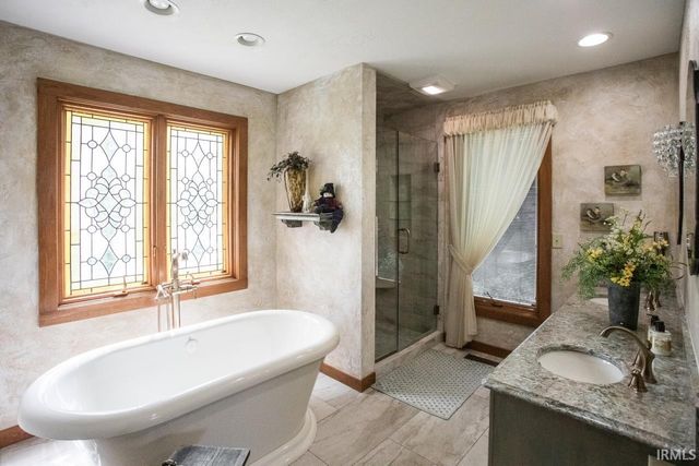 609 Bittersweet Lane, Ossian, IN 46777