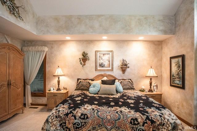 609 Bittersweet Lane, Ossian, IN 46777