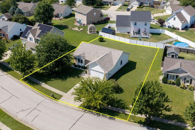 7126 W Prominence Pointe, Bloomington, IN 47404