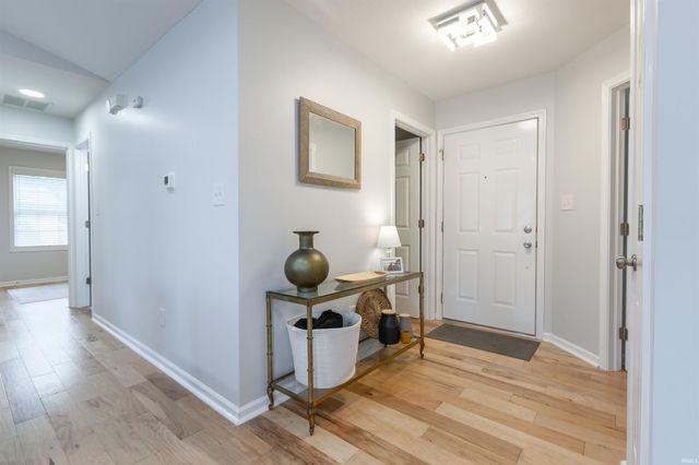 7126 W Prominence Pointe, Bloomington, IN 47404
