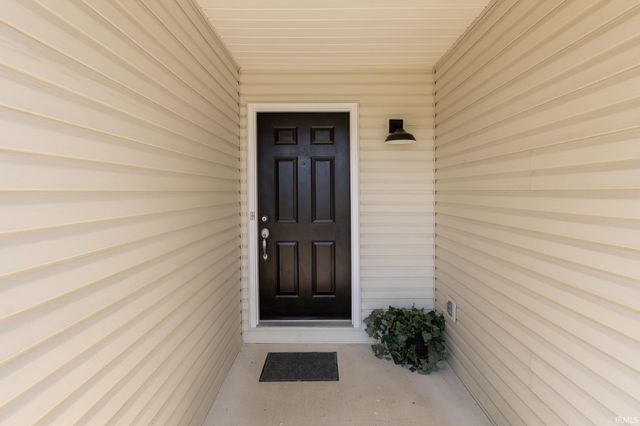 7126 W Prominence Pointe, Bloomington, IN 47404