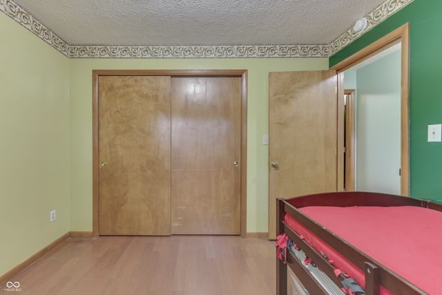 5621 W Smokey Row Road W, Greenwood, IN 46143
