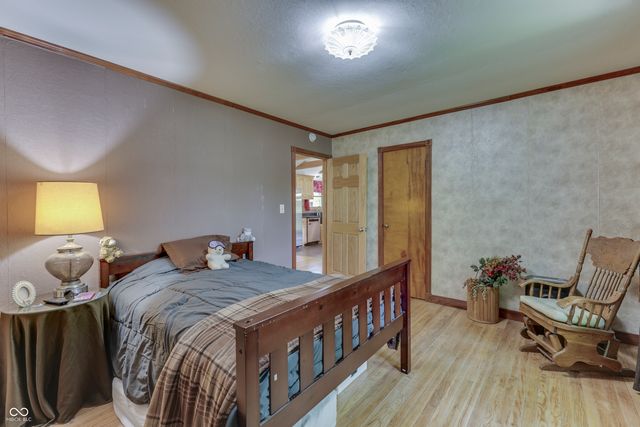 5621 W Smokey Row Road W, Greenwood, IN 46143