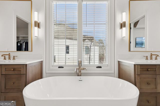 751 Woodvale Point, Suwanee, GA 30024