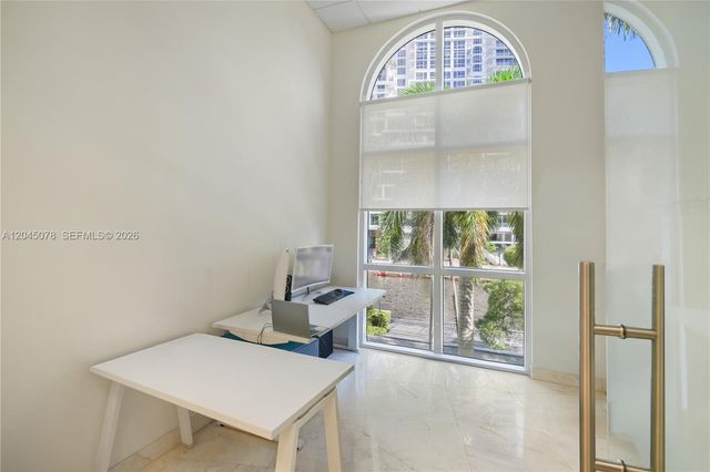 511 SE 5 Ave 8,9,11, Fort Lauderdale, FL 33301