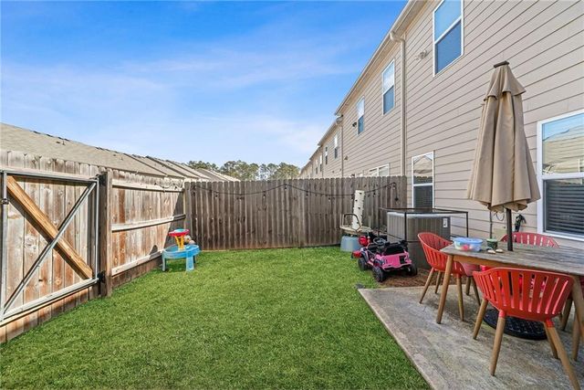 5140 Madeline Place, Stone Mountain, GA 30083