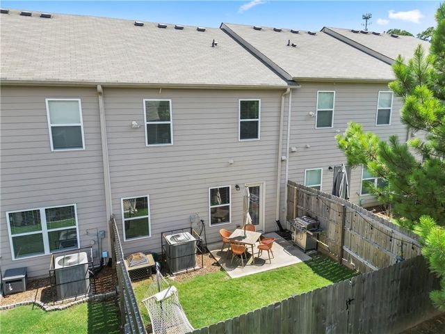 5140 Madeline Place, Stone Mountain, GA 30083