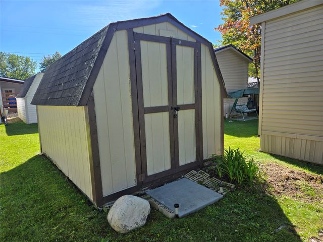 8205 BRIERCREST Drive, Erie, PA 16509