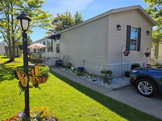 8205 BRIERCREST Drive, Erie, PA 16509