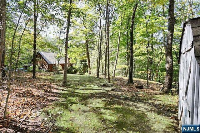 315 Kinnelon Road, Kinnelon Borough, NJ 07405