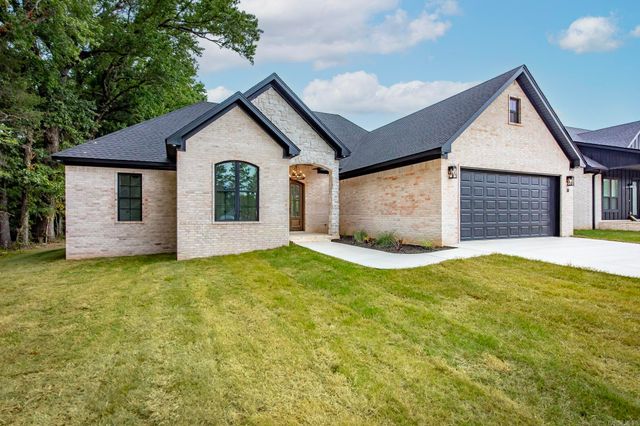 38 Libra Lane, Ward, AR 72176
