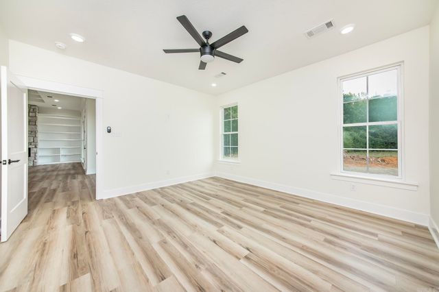 38 Libra Lane, Ward, AR 72176
