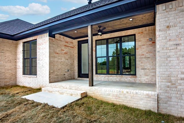 38 Libra Lane, Ward, AR 72176