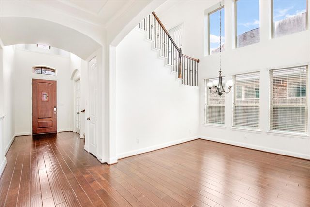 22015 Rustling Springs Drive, Spring, TX 77389