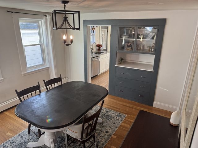 18 Burroughs Road, North Reading, MA 01864