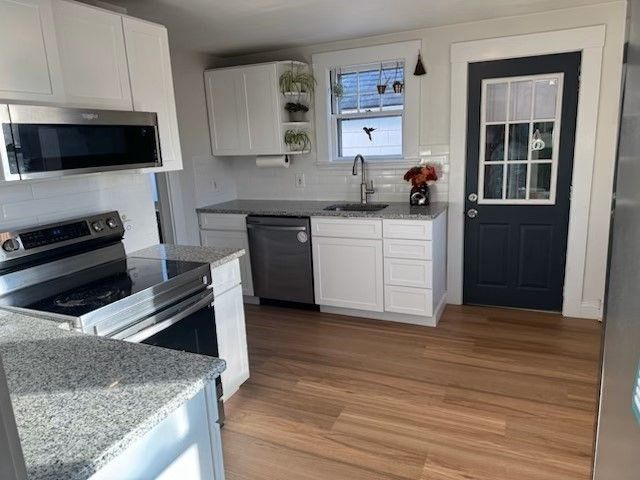 18 Burroughs Road, North Reading, MA 01864