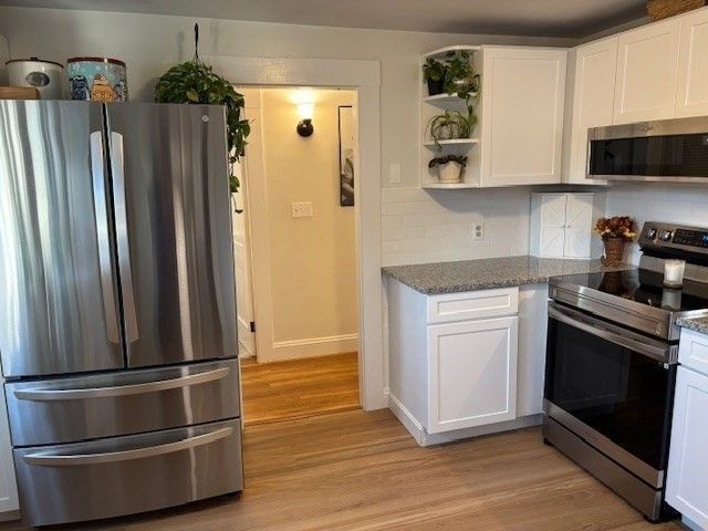 18 Burroughs Road, North Reading, MA 01864