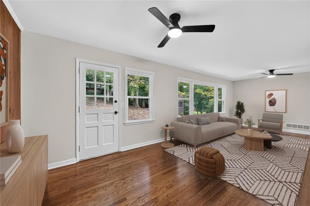 Image 11 of property listing at 3268 N Druid Hills Road, Decatur, GA 30033