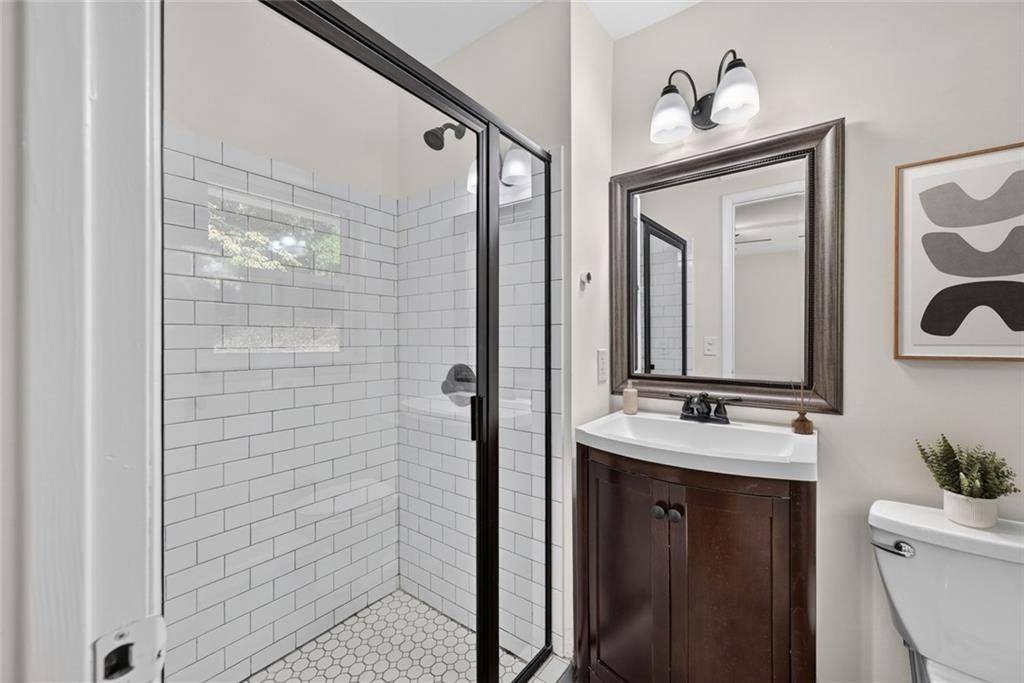 Image 14 of property listing at 3268 N Druid Hills Road, Decatur, GA 30033