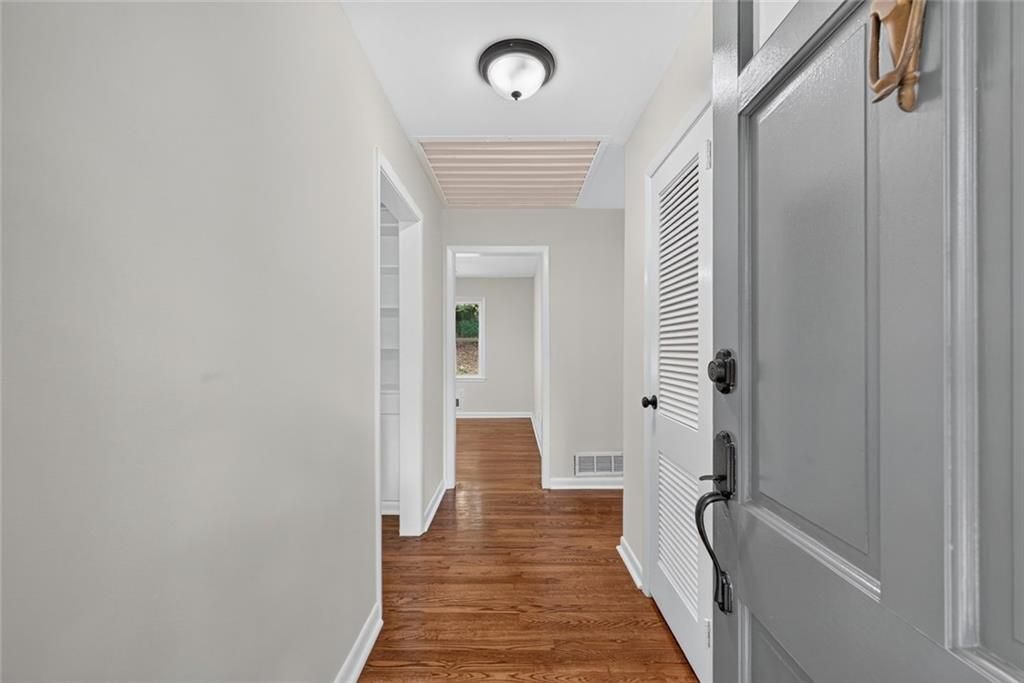 Image 17 of property listing at 3268 N Druid Hills Road, Decatur, GA 30033