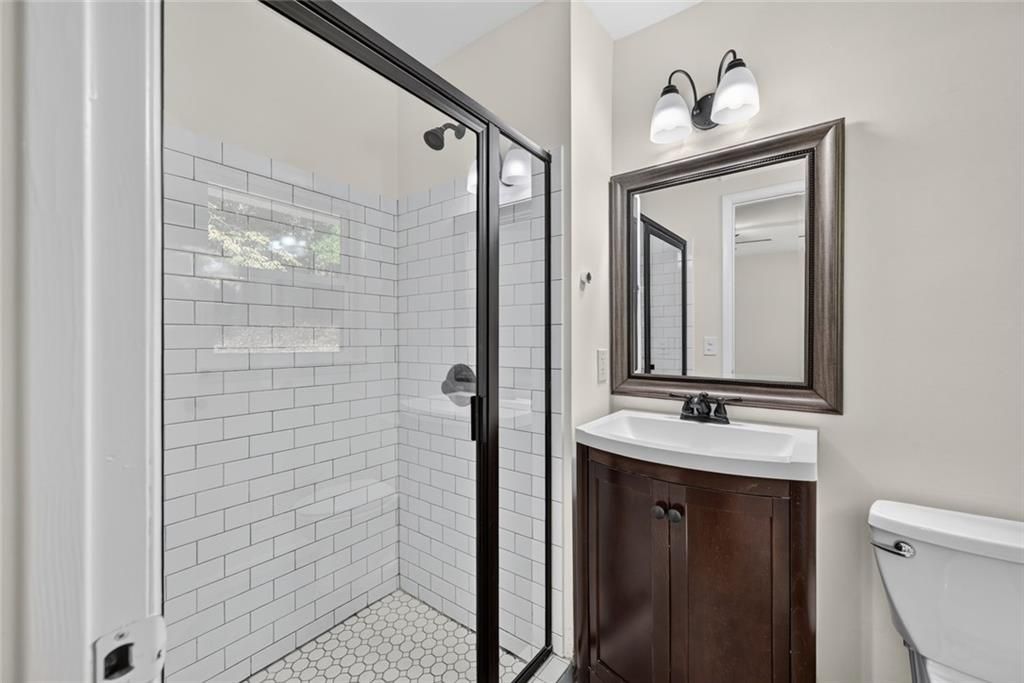 Image 30 of property listing at 3268 N Druid Hills Road, Decatur, GA 30033