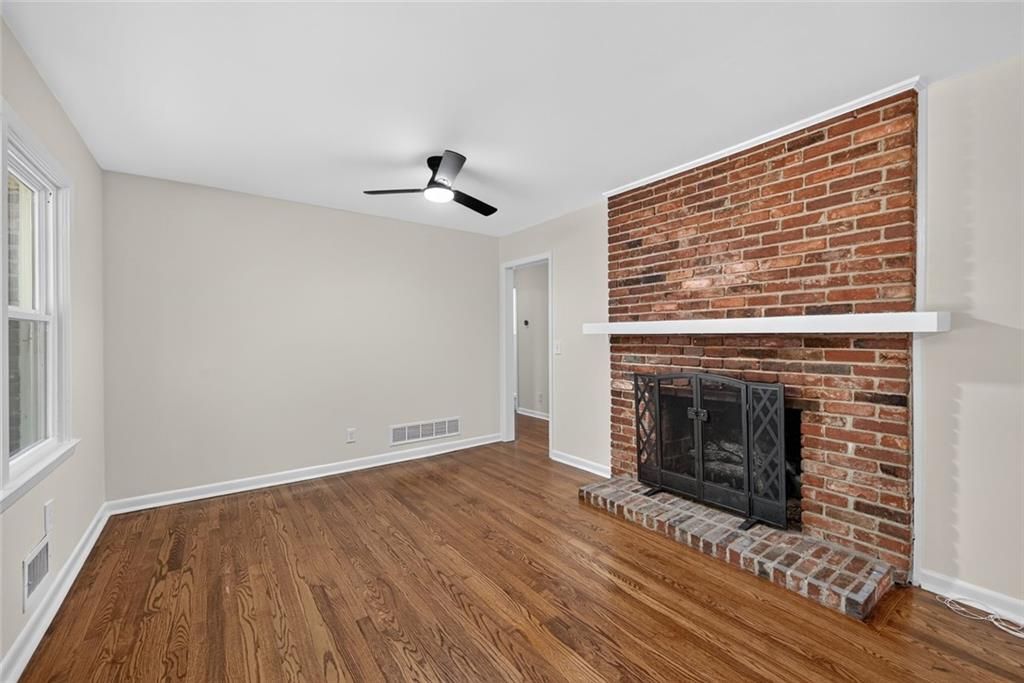 Image 34 of property listing at 3268 N Druid Hills Road, Decatur, GA 30033