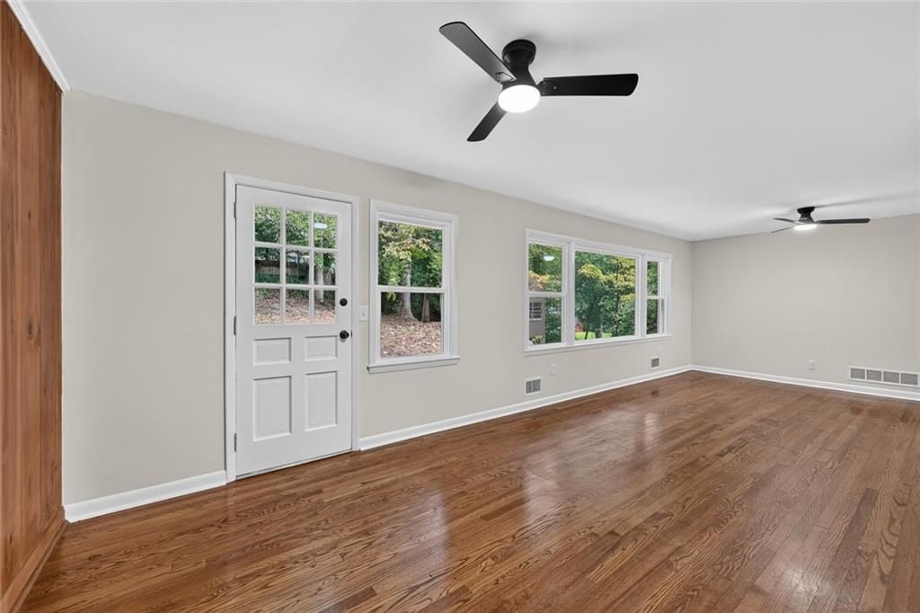 Image 36 of property listing at 3268 N Druid Hills Road, Decatur, GA 30033