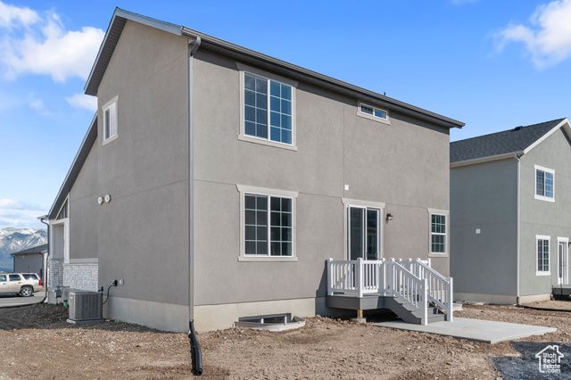 8904 S VEILED PEAK RD, West Jordan, UT 84081