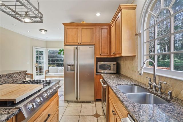 1097 Sheridan Park NE, Atlanta, GA 30324