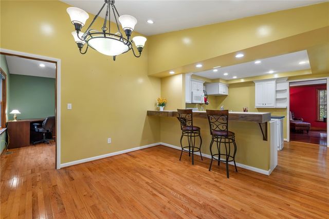 9610 Fox Rd, Mccandless, PA 15237