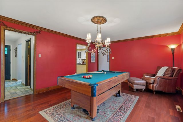 9610 Fox Rd, Mccandless, PA 15237