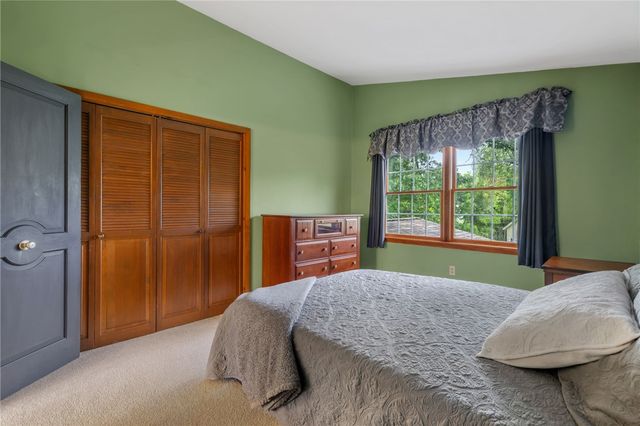 9610 Fox Rd, Mccandless, PA 15237