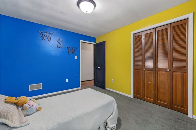 9610 Fox Rd, Mccandless, PA 15237