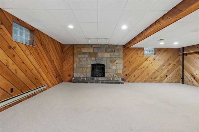 9610 Fox Rd, Mccandless, PA 15237