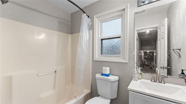 228 Brookside Drive, Dallas, GA 30132