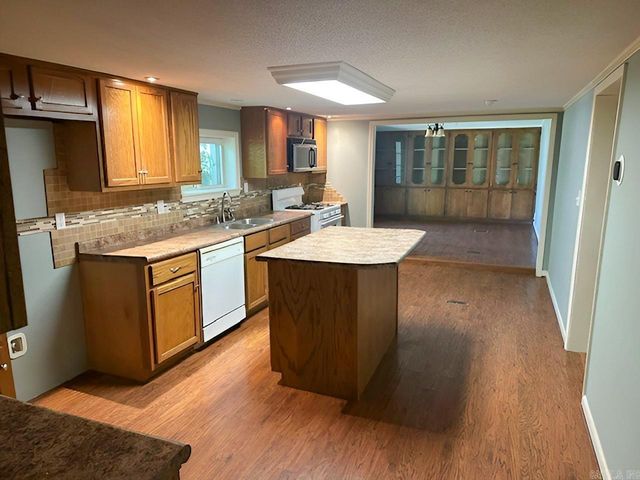 302 Center Street, Rison, AR 71665