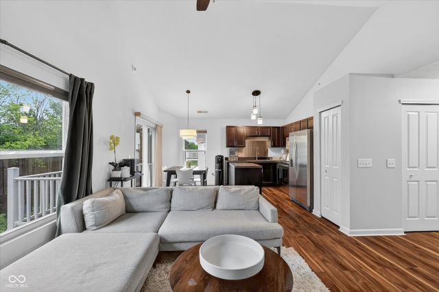 12135 Scoria Drive 100, Fishers, IN 46038