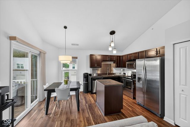 12135 Scoria Drive 100, Fishers, IN 46038