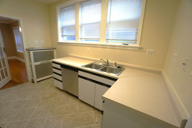 1537 W Juneway Terrace 1, Chicago, IL 60626