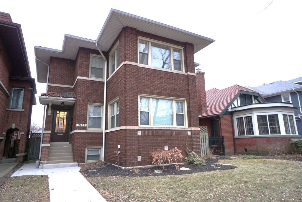 1537 W Juneway Terrace 1, Chicago, IL 60626