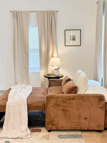 1219 NW Williams Ave, Lawton, OK 73507