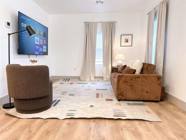 1219 NW Williams Ave, Lawton, OK 73507