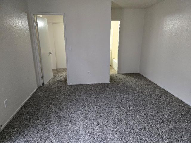 841 E Prospect Avenue, Visalia, CA 93291