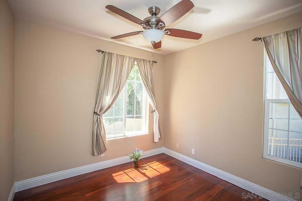 Image 14 of property listing at 12362 Carmel Country Rd G208, San Diego, CA 92130