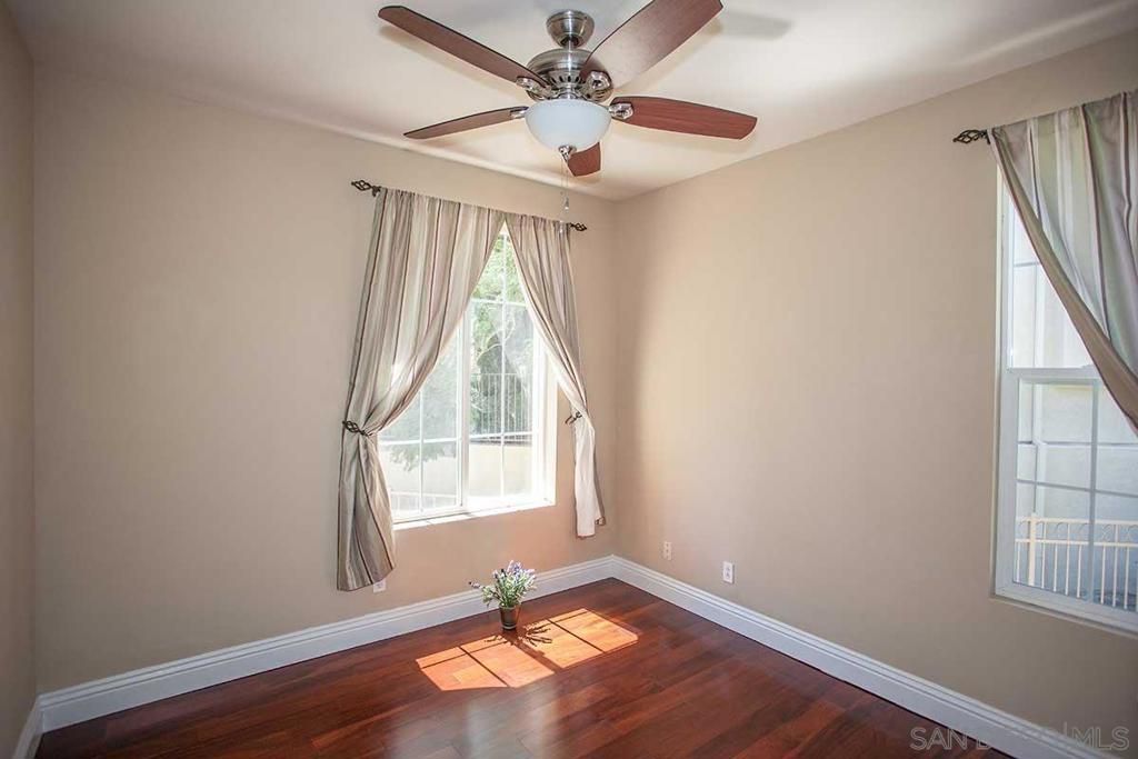 Image 9 of property listing at 12362 Carmel Country Rd G208, San Diego, CA 92130