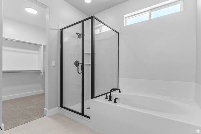 2246 N HOODED CRANE DR, Clinton, UT 84015