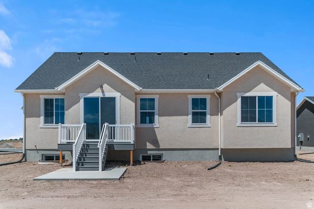 2246 N HOODED CRANE DR, Clinton, UT 84015